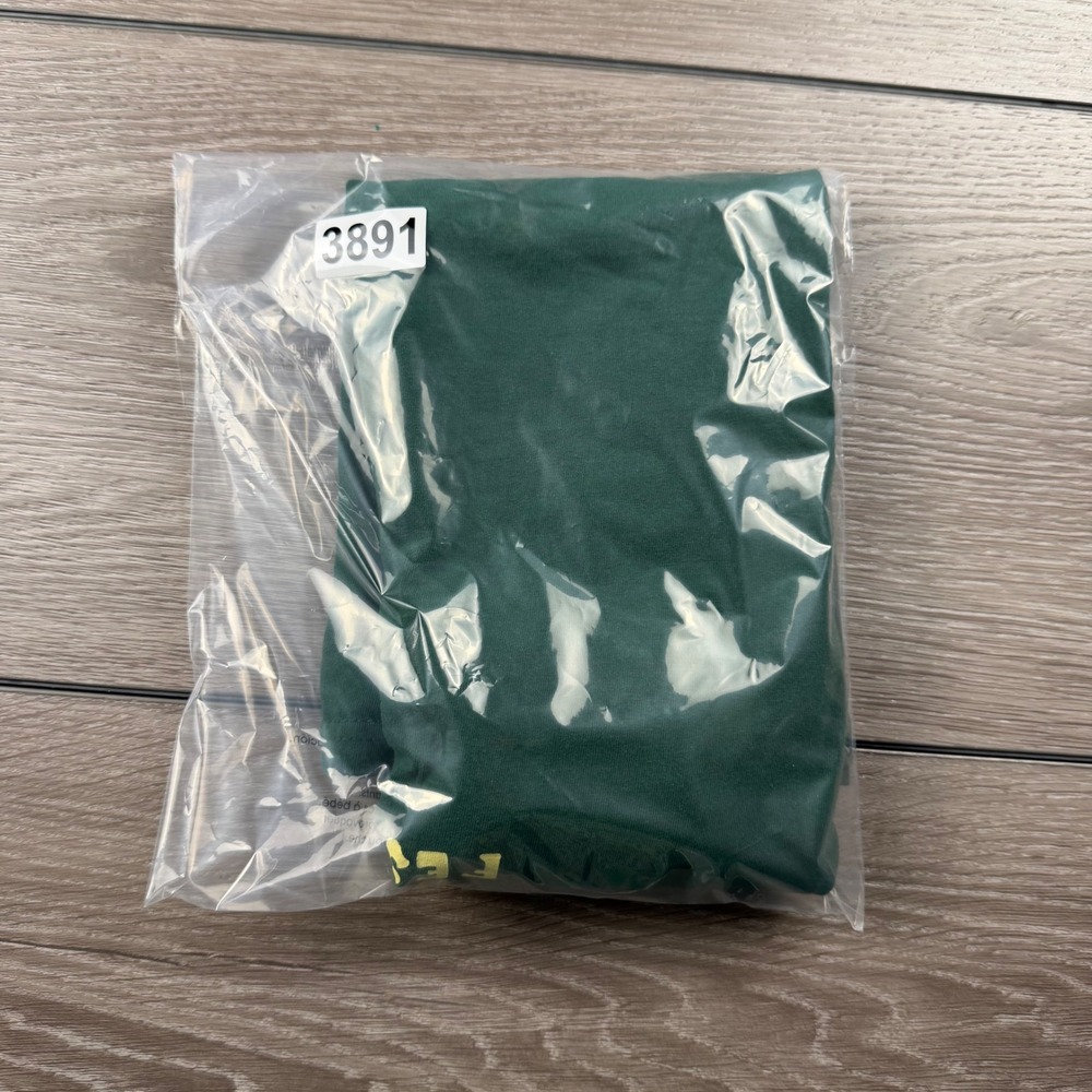 Fruit of the Loom Mens Governors Ball NYC Music Festival 2021 T-Shirt Green S - Picture 8 of 8